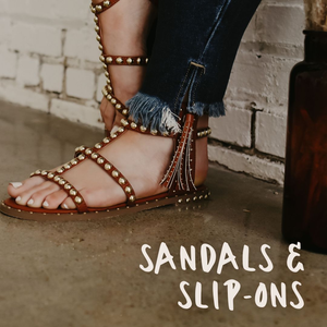 SHOES : Sandals & Slip-Ons