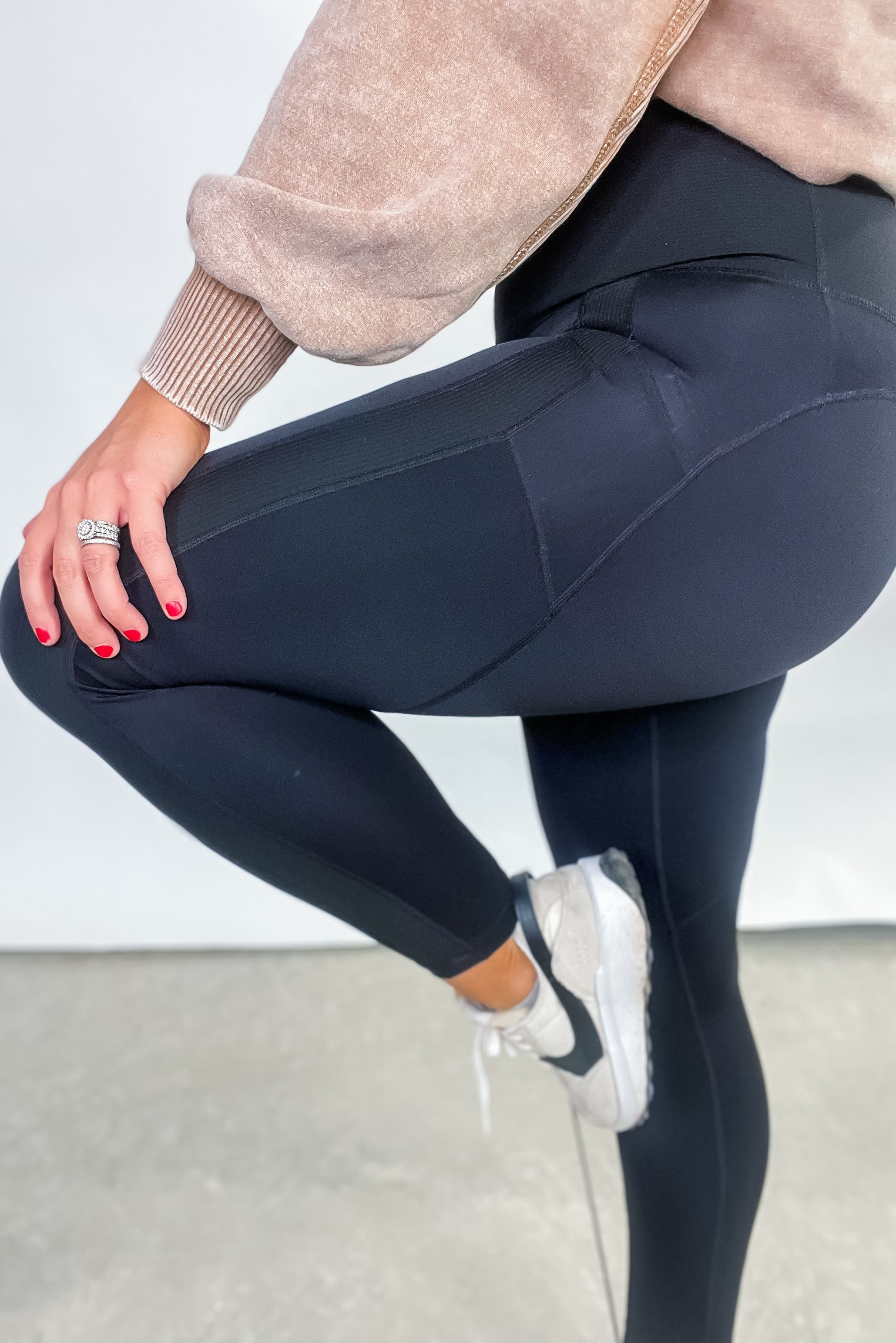 High Waisted Solid Knit Leggings - Black – Proverbs Boutique