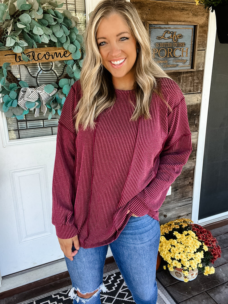 Downtown Vibes Ribbed Top - Burdundy