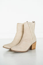 Taris Ankle Boot in Cream