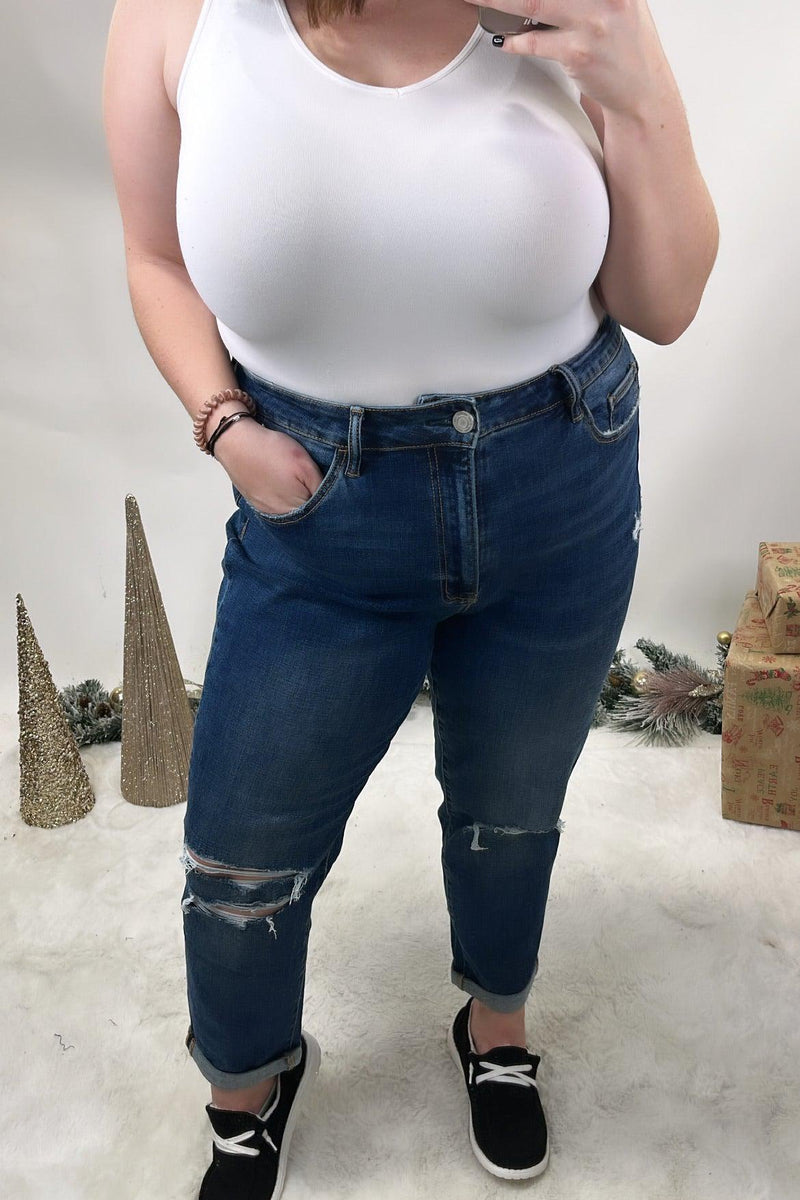 The Phoebe's- {CURVY} Distressed Roll Up Mom Jeans