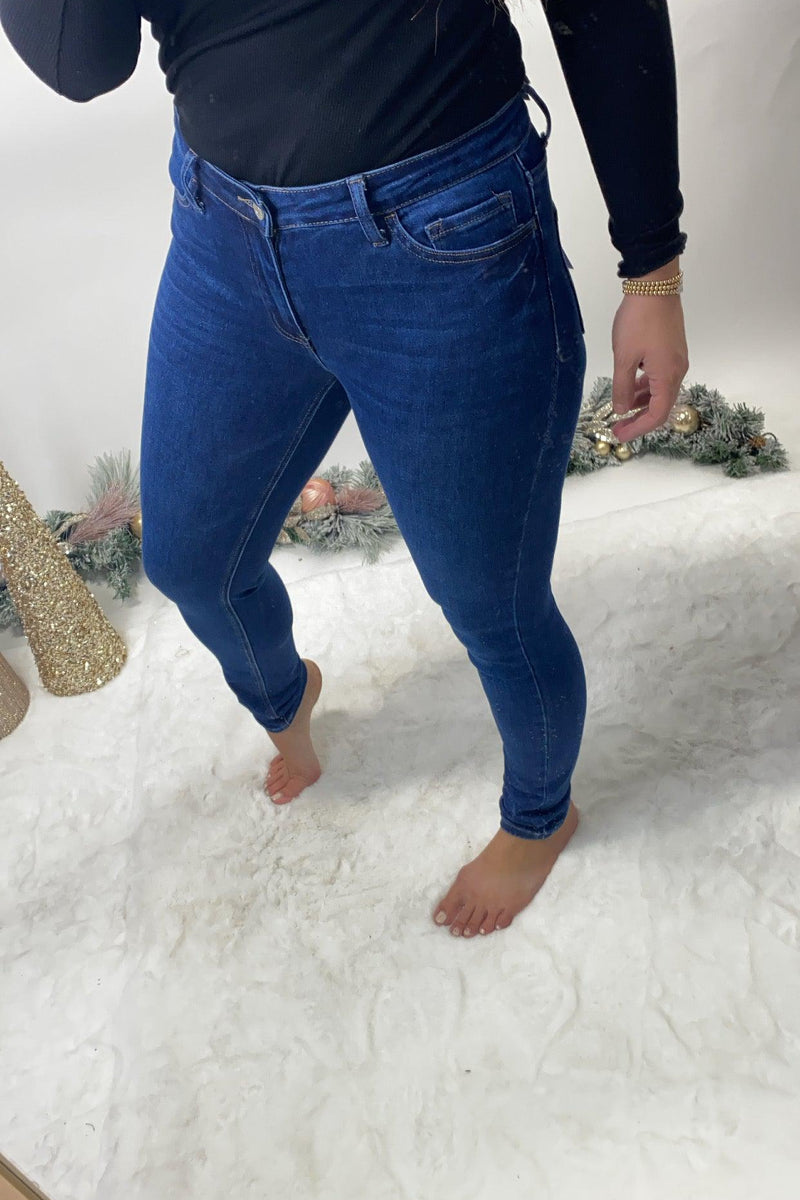 The Dani's- Dark Wash Mid Rise Non-Distressed Skinny Jeans