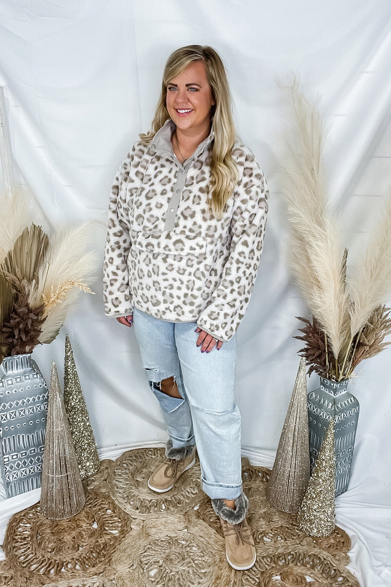 White Leopard - Animal Print Fur Snap Up Pullover