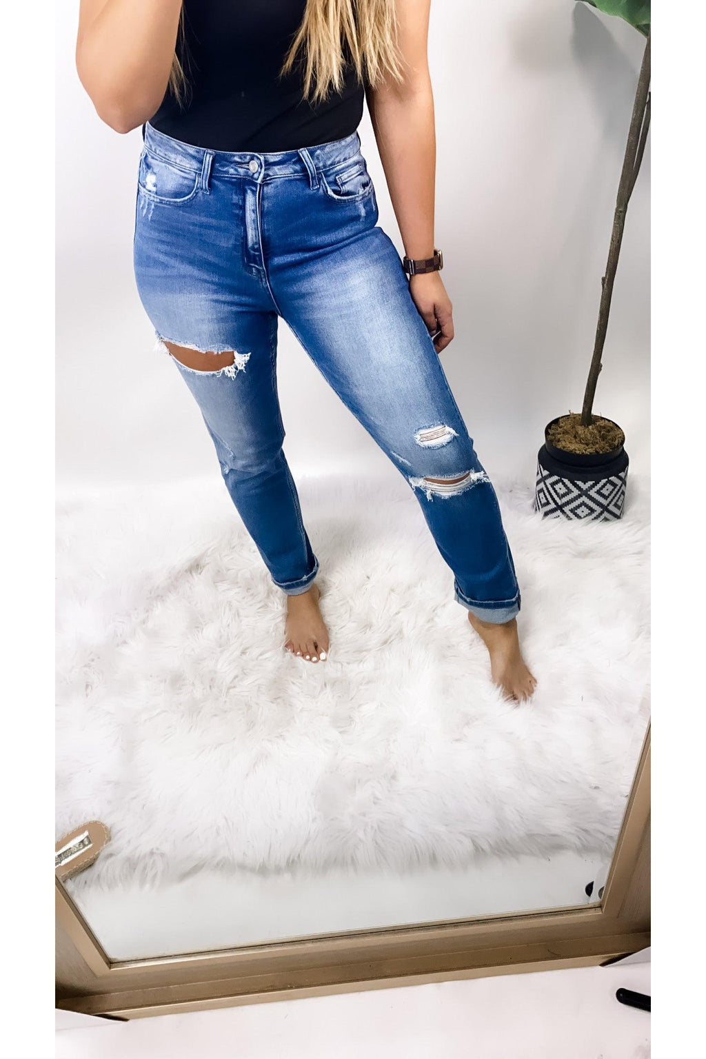 The Leona's- Super High Rise Distressed Straight Leg Jeans